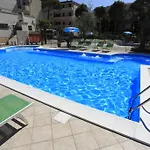 Conti 3* Rimini