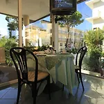 Hotel Conti