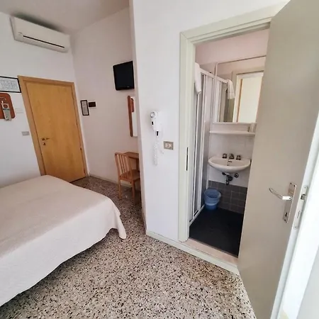 Conti 3*