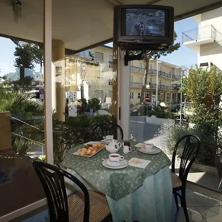 Conti 3* ريميني